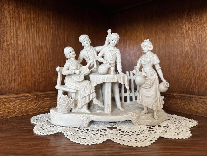 Biscuit - scène musicale ancienne, Antiquités & Art, Art | Autres Art, Enlèvement