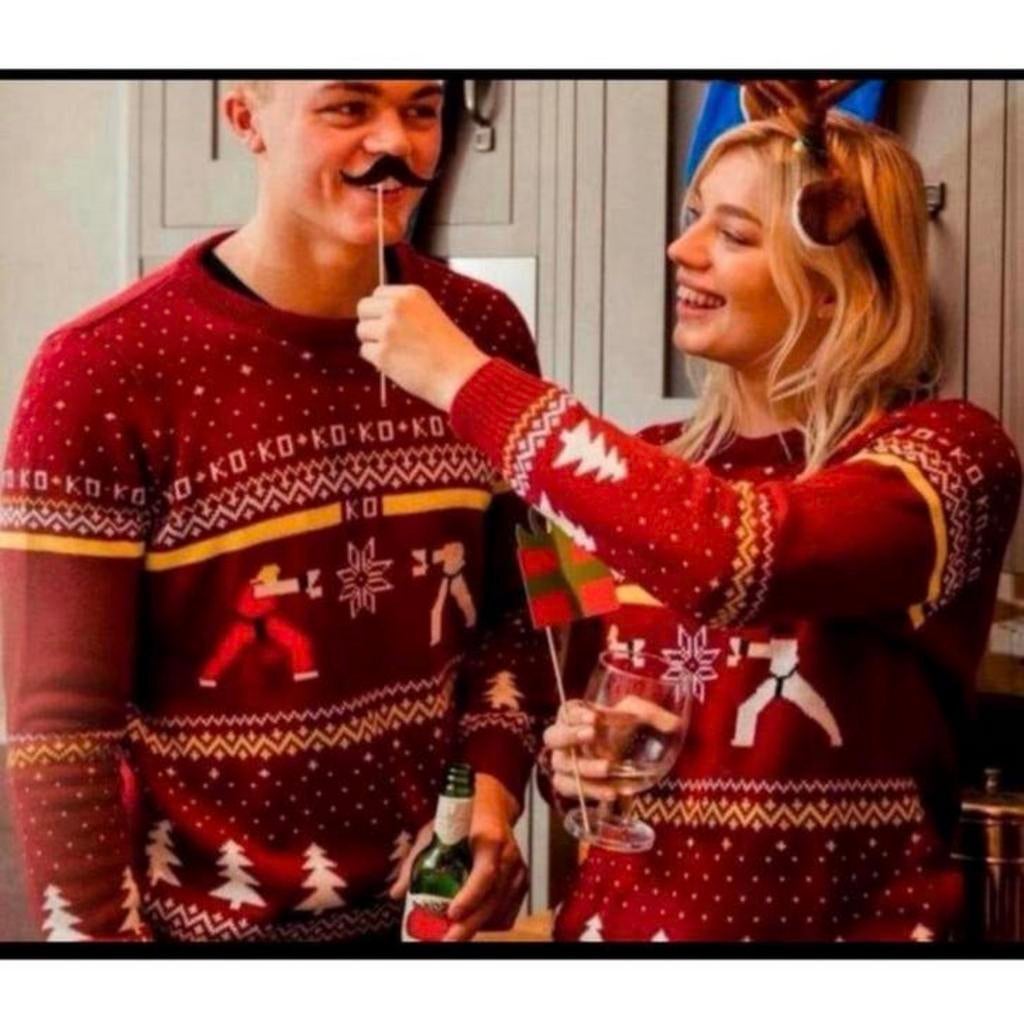 Pull en tricot Street Fighter Ken Ryu chaud, hiver M, neuf, Enlèvement ou Envoi, Neuf, Taille 38/40 (M), Rouge