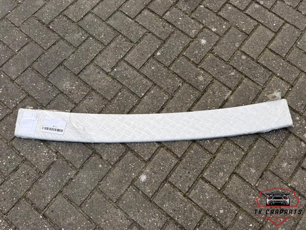 Plaque de seuil de pare-chocs arri re Vivaro Expert Jumpy Pr, Autos : Pièces & Accessoires, Stellantis N.V., Peugeot, Neuf, Taurusavenue 1
2132 LS  Hoofddorp, NL