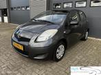 Toyota Yaris 1.0 VVTi Acces, Auto's, Voorwielaandrijving, Euro 5, Stof, Gebruikt