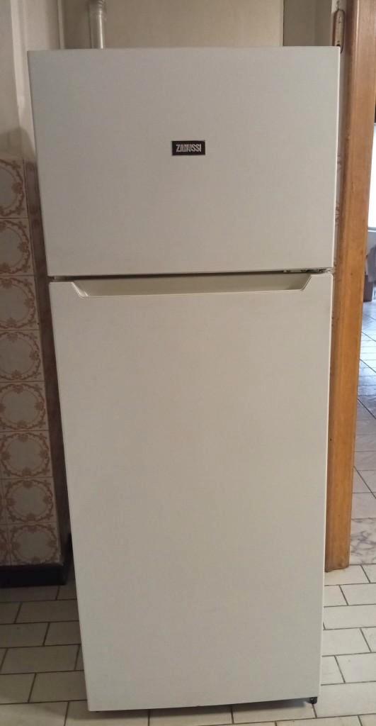 Zanussi frigo ZTAN24FX0 -E perfecte staat (4 jaar oud ), Elektronische apparatuur, Koelkasten en IJskasten, Zo goed als nieuw