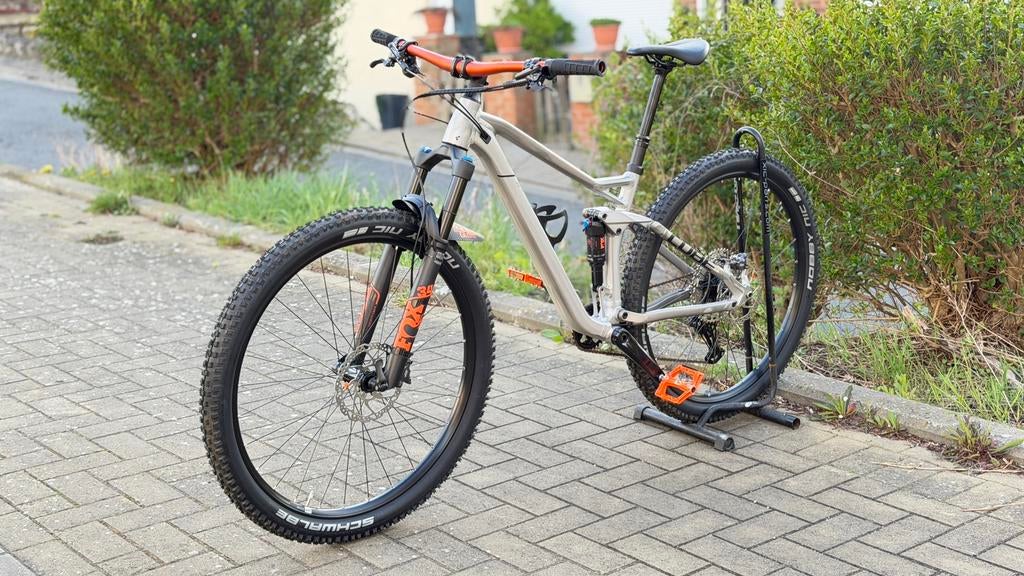 Vtt Full Suspendu Cube Stéréo one22 race 2025, Vélos & Vélomoteurs, Enlèvement ou Envoi, Comme neuf