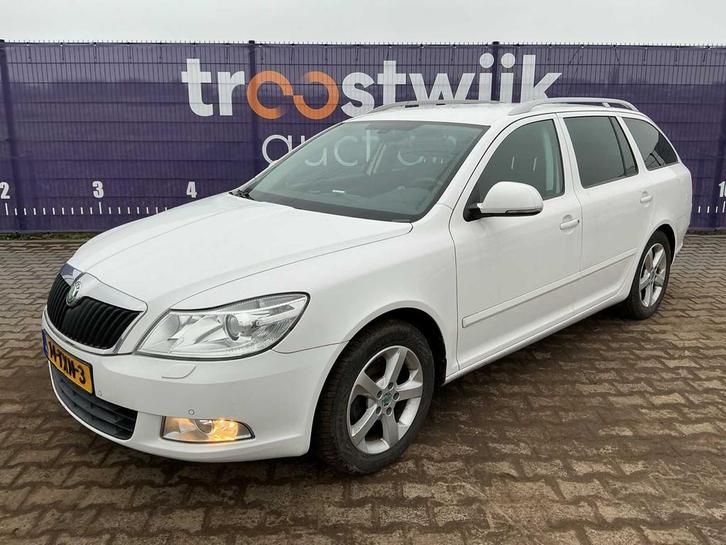2012 - Skoda - Octavia Combi - 1.4 TSI Grt Eleg.Bns - Voitur, Autos, Skoda, Entreprise, Octavia, Essence, Euro 5, Break, Occasion
