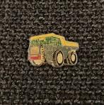 PIN - TRUCK - LANDBOUW - AGRICULTURE, Collections, Transport, Utilisé, Envoi, Insigne ou Pin's