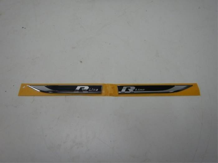 VW Golf 7 R-Line Embleem Sticker Logo Zijscherm L + R, Autos : Pièces & Accessoires, Autres pièces automobiles, Utilisé, Enlèvement ou Envoi