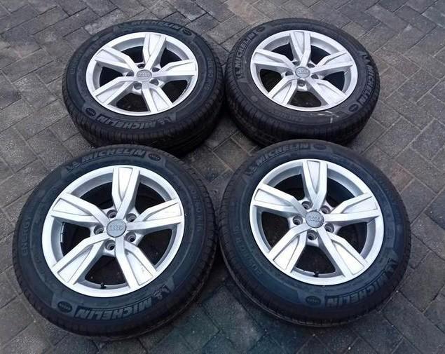 Zomerbanden velgen alu Audi A4 B9 5X112 ET35 16inch 4&6mm 🚖, Auto-onderdelen, Besturing, Audi, Gebruikt, Ophalen