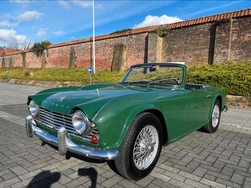 Triumph TR4 Belgische wagen / geheel origineel, Auto's, Oldtimers, Particulier, Triumph, Benzine, 2 deurs, Handgeschakeld, Groen