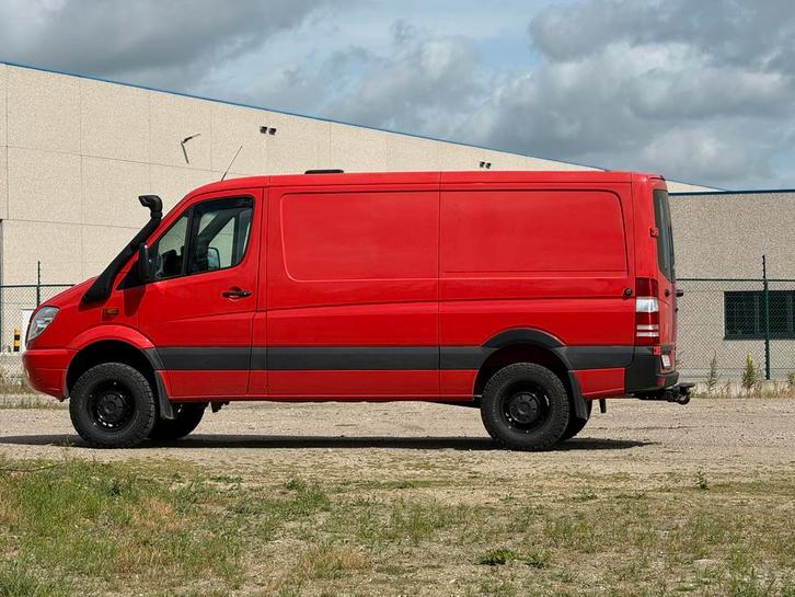 Sprinter 4x4 L2H1 316, Auto's, Bestelwagens en Lichte vracht, Particulier, Mercedes-Benz, Diesel, Handgeschakeld, Ophalen