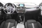 BMW X2 sDrive 1.8i Sport Line *1ste Eigenaar*Panoramadak*, Zwart, Bedrijf, 1470 kg, 3 cilinders