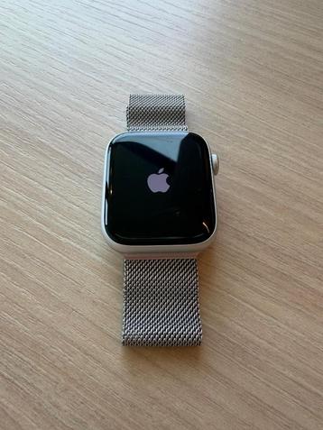 Apple Watch SE 2 44mm met 4G - Milanees beschikbaar voor biedingen