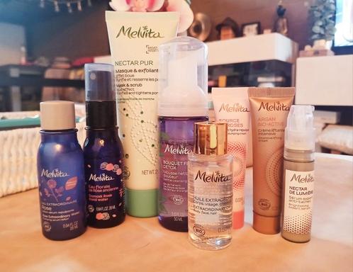 Verzorgingspakket, Melvita., Handtassen en Accessoires, Uiterlijk | Gezichtsverzorging, Nieuw, Ophalen of Verzenden