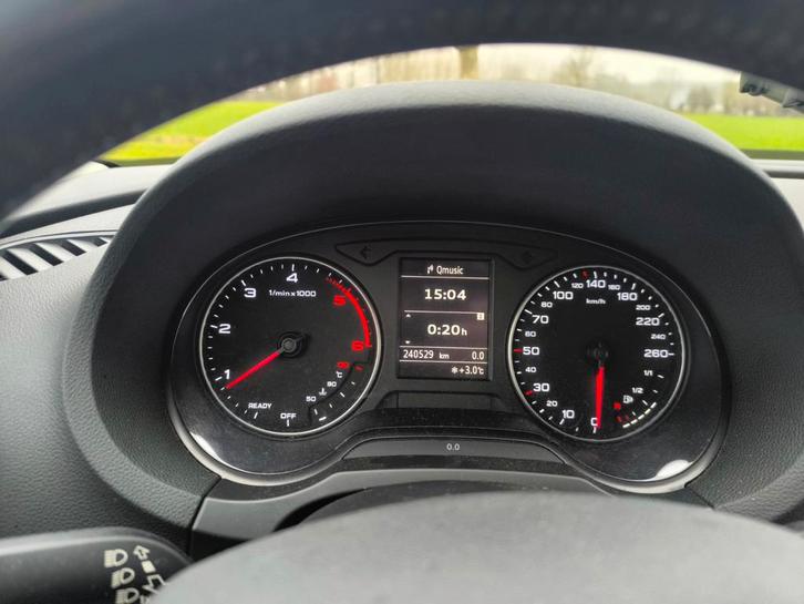 A3, Autos, Audi, Particulier, A3, Diesel, Euro 6, 5 portes, Boîte manuelle, Argent ou Gris, Tissu, Traction avant, Entretenue par le concessionnaire