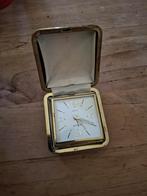 Reis wekker, Ophalen