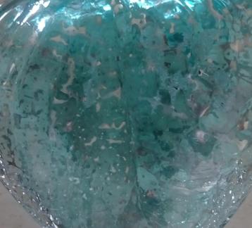 2 grote glazen harten, als nieuw. Prachtige kleur. Setprijs beschikbaar voor biedingen