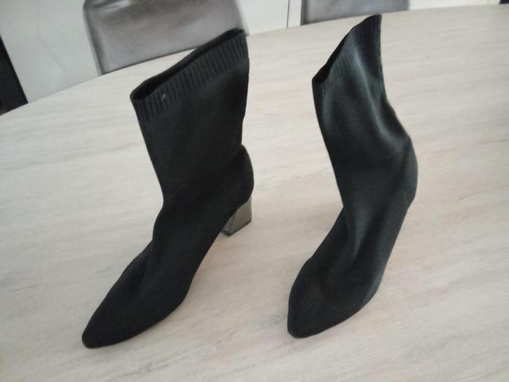 LAARS ZWART maat 39, Kleding | Dames, Schoenen, Zo goed als nieuw, Lage of Enkellaarzen, Zwart, Ophalen of Verzenden