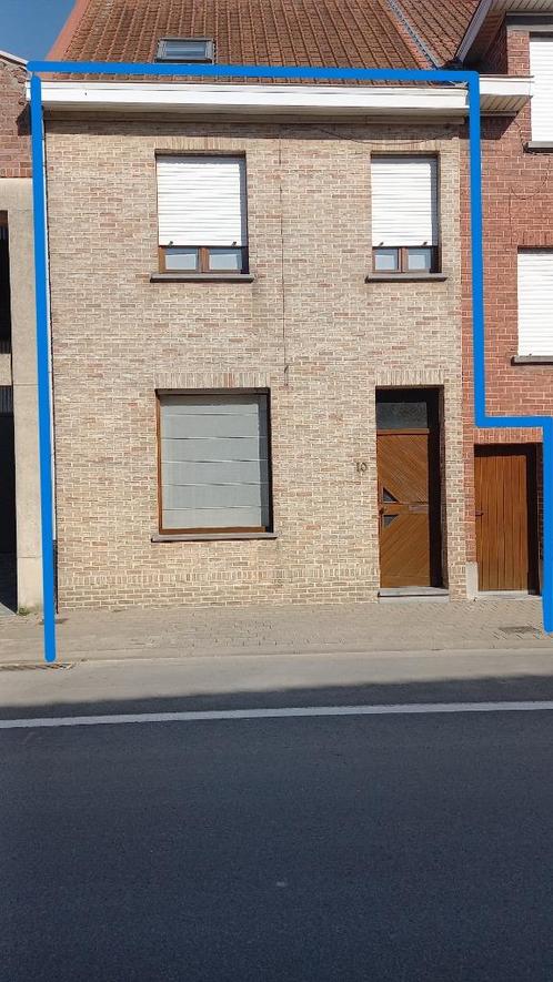 Goed onderhouden instapklare woning met 3 slaapkamers, Immo, Huizen en Appartementen te koop, Provincie West-Vlaanderen, tot 200 m²