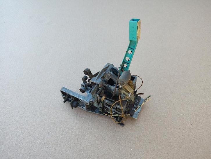 Tone Arm/ Mechaniek Seeburg LS3 (1969) jukebox, Collections, Machines | Jukebox, Seeburg, Envoi