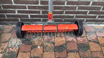 Verticuteermachine instelbare hoogte beschikbaar voor biedingen
