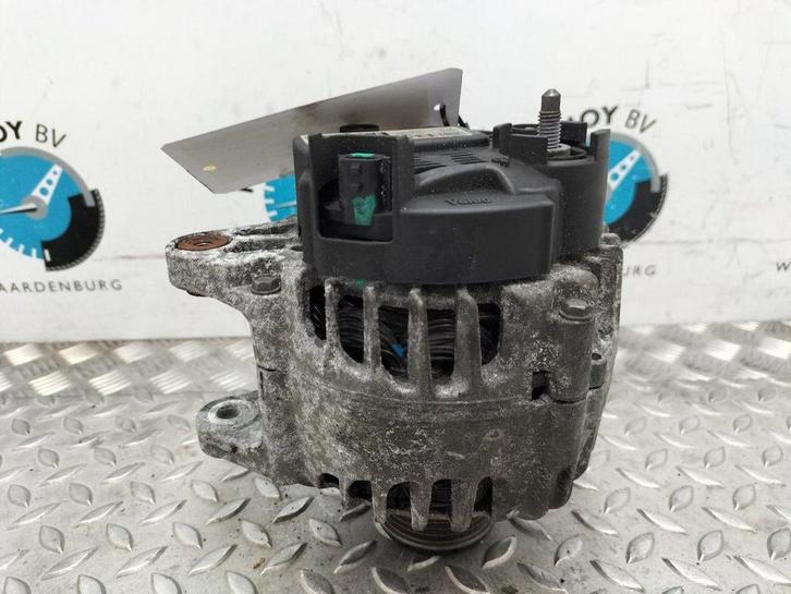 RENAULT CLIO 1.5 DCI EXPRESSION  DYNAMO 2015, Auto-onderdelen, Motor en Toebehoren, Gebruikt, ARN erkend, Stiba lid, Erkend duurzaam