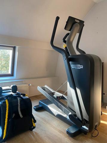 Technogym Elliptical beschikbaar voor biedingen