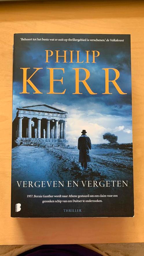 Philip Kerr - Vergeven en vergeten, Boeken, Thrillers, Zo goed als nieuw, Ophalen of Verzenden
