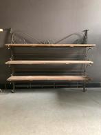 Smeedijzer rek met houtenplanken, Ophalen, Zo goed als nieuw