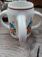 drinkbeker  met drie handgrepen, Antiek en Kunst, Ophalen of Verzenden