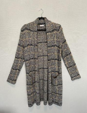 Warme lange gebreide vest van Canda (40)  beschikbaar voor biedingen