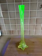 Uranium vaasje, Antiek en Kunst, Antiek | Glaswerk en Kristal, Ophalen