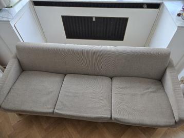 Comfortabele 3-zitsbank van Habitat beschikbaar voor biedingen