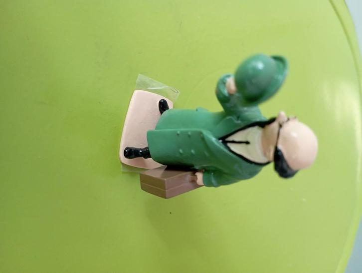 Tournesol chapeau neuf, Collections, Statues & Figurines, Utilisé, Autres types, Envoi