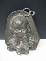 ANTIEKE CHOCOLADEVORM  MEISJE, Ophalen of Verzenden