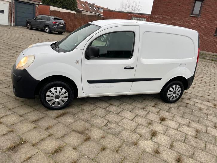 Kangoo Euro4 gekeurd voor verkoop, Autos, Camionnettes & Utilitaires, Particulier, Verrouillage central, Euro 4, Enlèvement