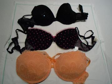 Soutien gorge beschikbaar voor biedingen