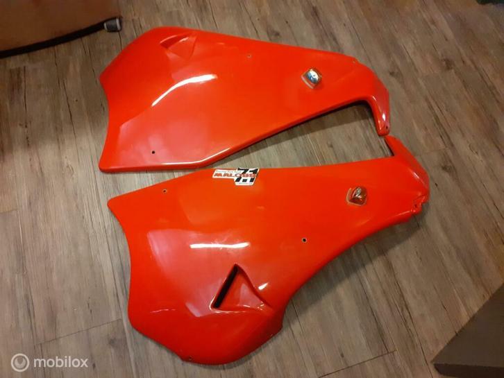 Zijkuipdeel kuipen zijkuip kuipdeel Sport Supersport 750 900, Motos, Pièces | Ducati, Utilisé, Enlèvement ou Envoi