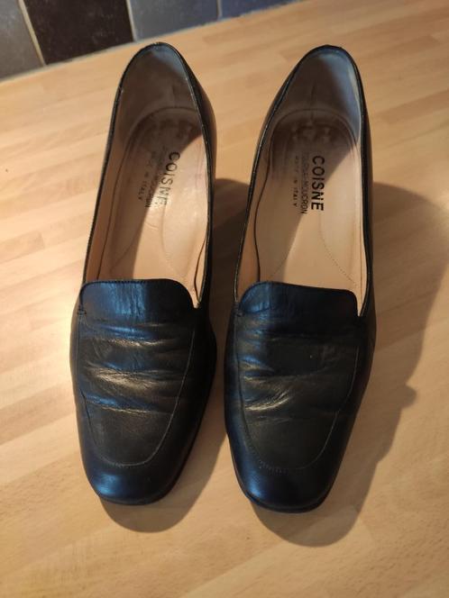 Klassieke pumps met zwarte hak, Kleding | Dames, Schoenen, Zo goed als nieuw, Pumps, Zwart, Ophalen of Verzenden