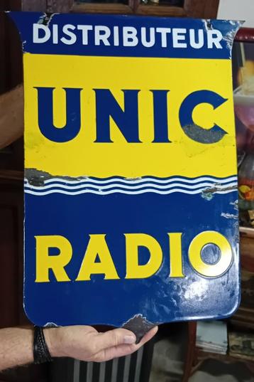 Emaille reclame bord " UNIC RADIO " beschikbaar voor biedingen