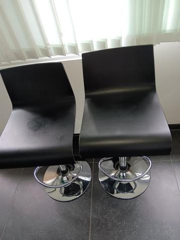 Barkruk zwart 2 stuks kan ook per stuk beschikbaar voor biedingen