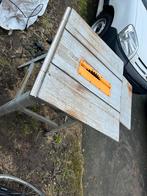 Tafelzaag, Ophalen, Zo goed als nieuw