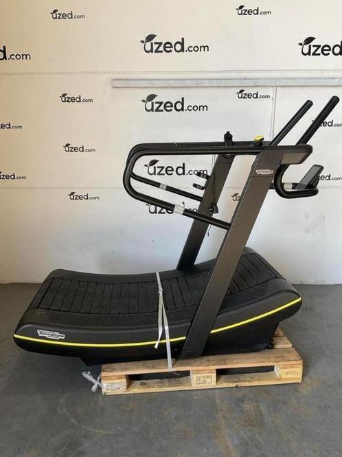 Tapis de course - Technogym Skillmill Connect, Sport en Fitness, Fitnessmaterialen, Zo goed als nieuw, Overige typen, Benen, Ophalen of Verzenden