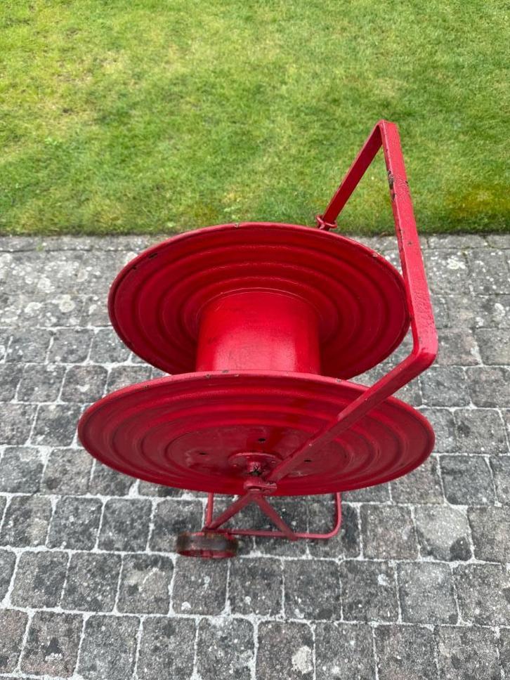 Uniek vintage  stalen slanghouder mobiel met zwengel jr 1952, Tuin en Terras, Overige Tuin en Terras, Gebruikt, Ophalen of Verzenden