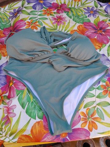 Bikini maat M nieuw  beschikbaar voor biedingen