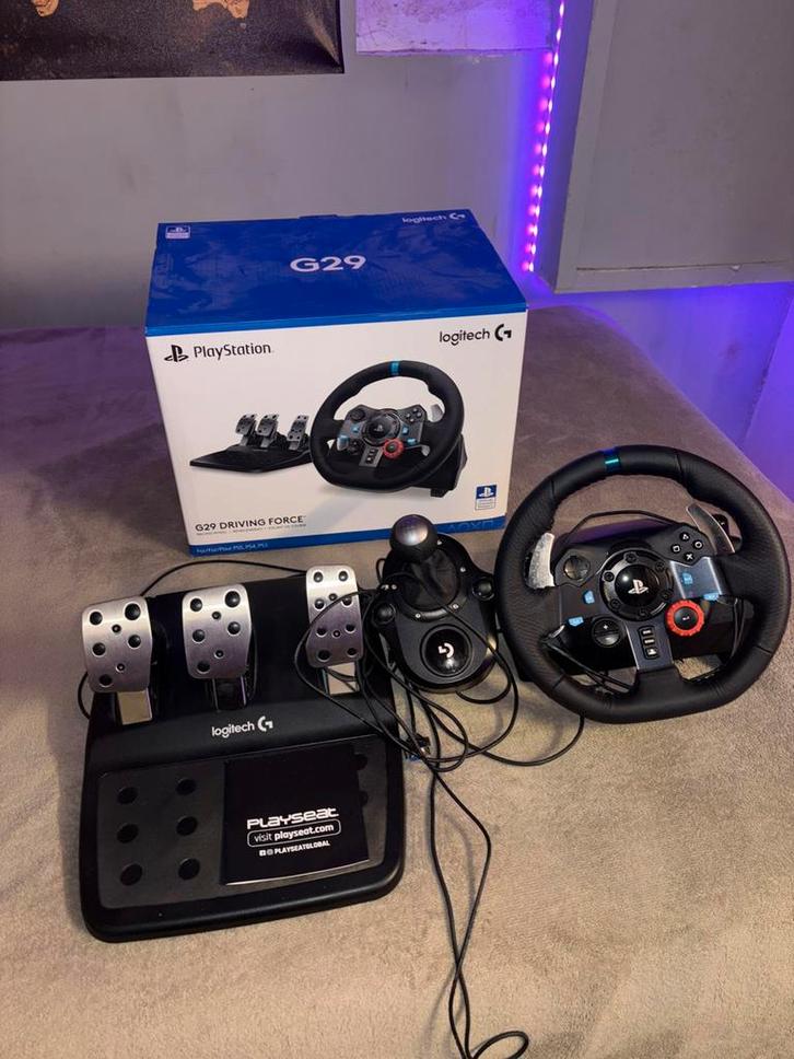 Volant Logitech G29 Driving Force – Comme neuf, Games en Spelcomputers, Spelcomputers | Sony Consoles | Accessoires, Zo goed als nieuw