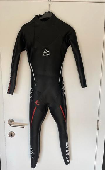 Wetsuit triatlon Peaks  beschikbaar voor biedingen