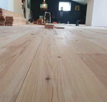 MASSIEVE SEAPINE VLOER, TOPKWALITEIT! beschikbaar voor biedingen