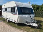6 persoons caravan Hobby 470, stapelbed, Mover, voortent, Caravans en Kamperen, Caravans, Stapelbed, Bedrijf, Treinzit, Tot en met 6