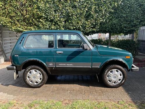 Lada Niva, Auto's, Lada, Particulier, Niva, 4x4, Trekhaak, Benzine, Euro 5, SUV of Terreinwagen, 3 deurs, Handgeschakeld, Groen