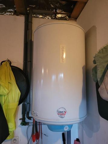 Elektrische Boiler Warm Water (< 5j oud) beschikbaar voor biedingen