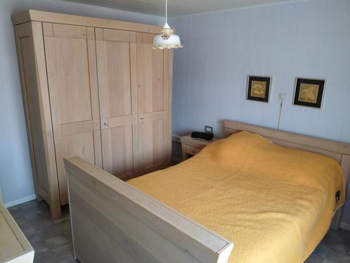 Volledige slaapkamer met twijfelaar., Huis en Inrichting, Slaapkamer | Complete slaapkamers, Zo goed als nieuw, Tweepersoons, Ophalen