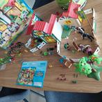 Grote playmobil manage met paardentrailer en 4extra paardjes, Ophalen, Zo goed als nieuw